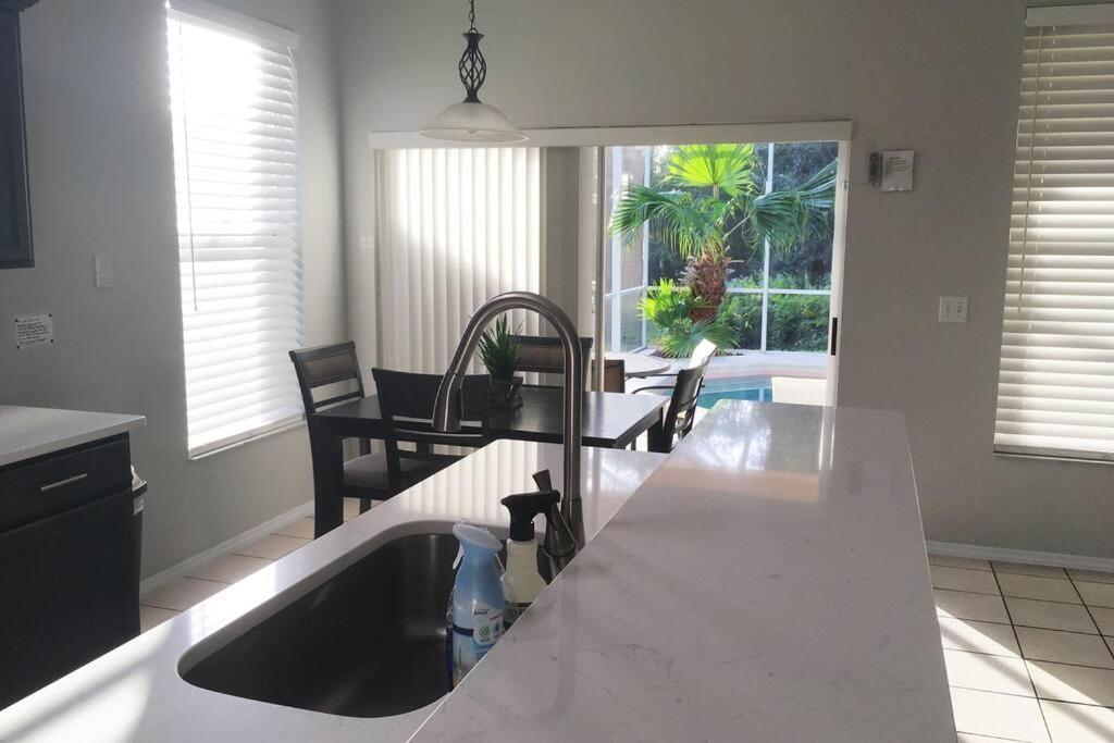 Family Villa With Private Pool Near Disney Parks Kissimmee Zewnętrze zdjęcie